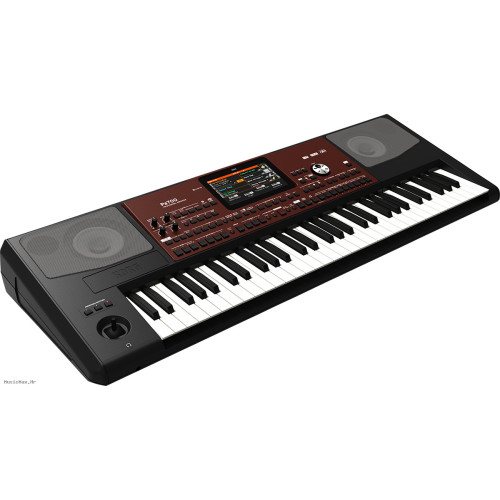 KORG PA700 aranžer