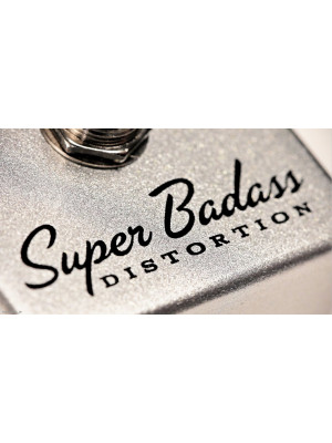 MXR M75 SUPER BADASS Distortion gitarski efekt
