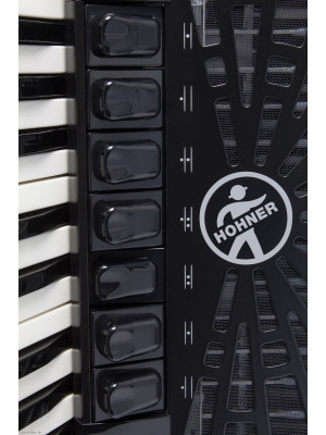 HOHNER BRAVO III 120 New Bellow Black klavirska harmonika s torbom